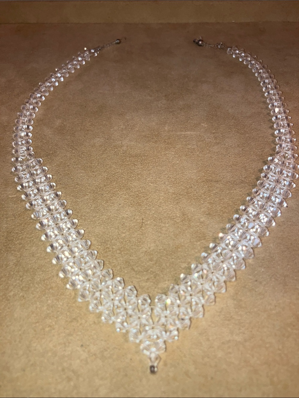 UNKNOWN Sparkling Crystal Necklace